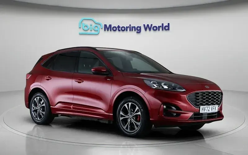Used Ford Kuga ST-Line 225 HP (165 kW) 2022 Red SUV