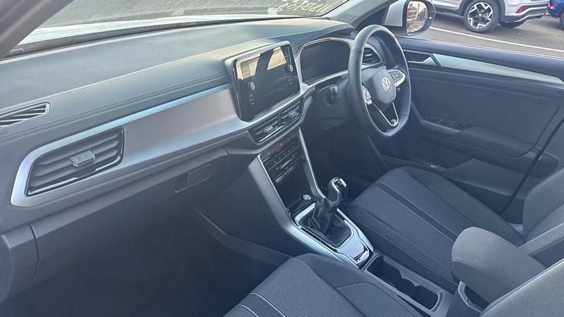 New VW T-Roc Match 150 HP (110 kW) 2025 Special solid  pure white SUV