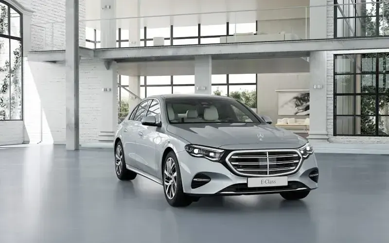 New Mercedes E220 Premium 197 HP (144 kW) 2026 Sedan