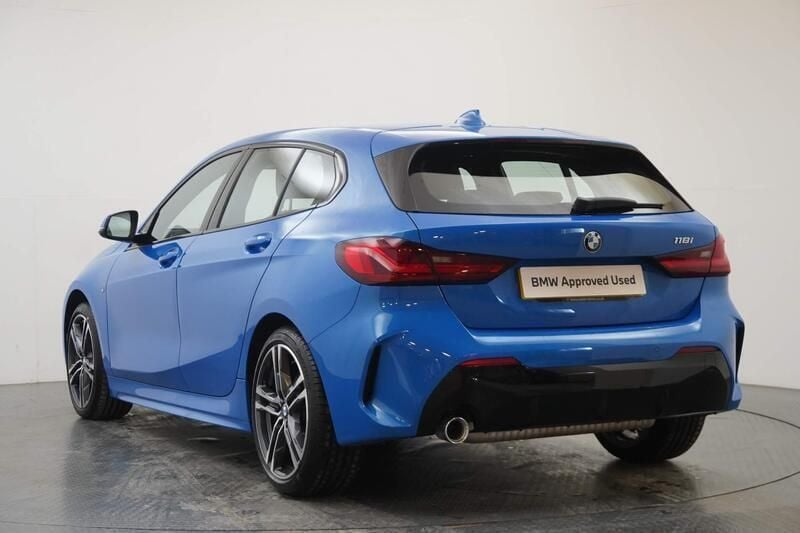 Used BMW 118 M Sport 136 HP (100 kW) 2023 Blue Hatchback