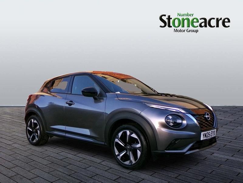Grey New 2025 Nissan Juke Tekna+ SUV | £23,995 (Expensive) - Image 1/4