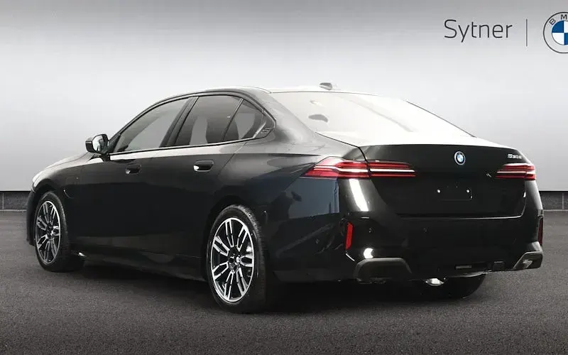 New BMW 530e M Sport 299 HP (219 kW) 2026 Sedan