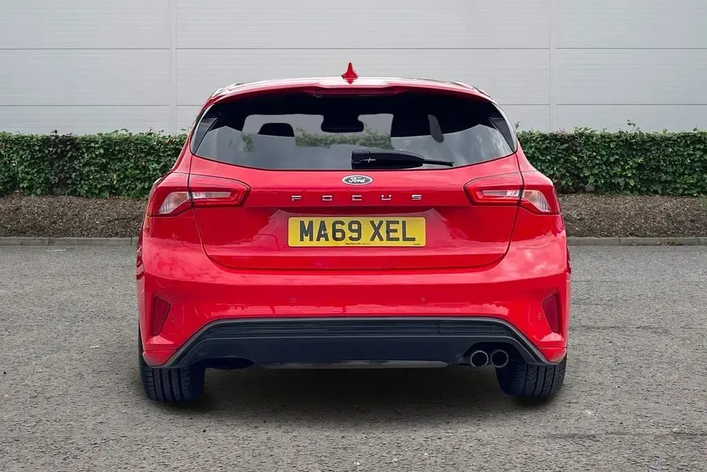 Used Ford Focus ST-Line X 2019 Red Hatchback