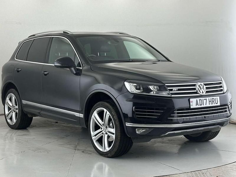 Black Used 2017 VW Touareg R-line Plus SUV | £16,670 (Expensive) - Image 1/4