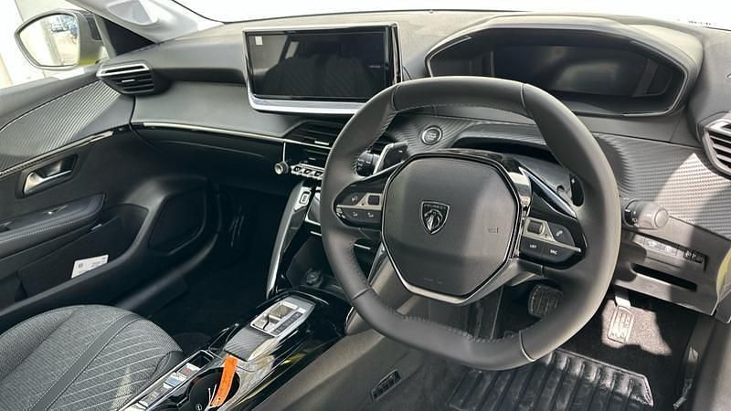 New Peugeot 208 Allure 100 HP (73 kW) 2026 Ageuda yellow Hatchback