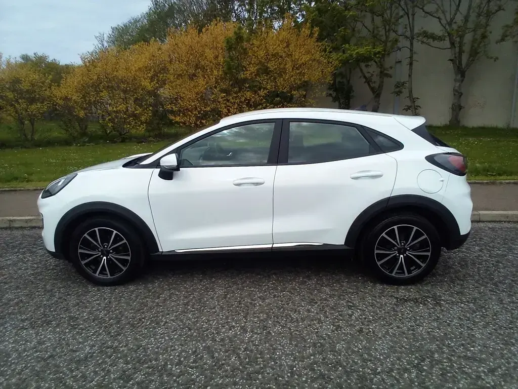 Used Ford Puma Titanium 125 HP (91 kW) 2023 White SUV
