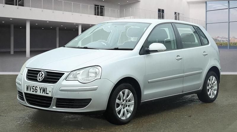 Silver Used 2006 VW Polo SE Hatchback | £3,495 (Fair price) - Image 1/4