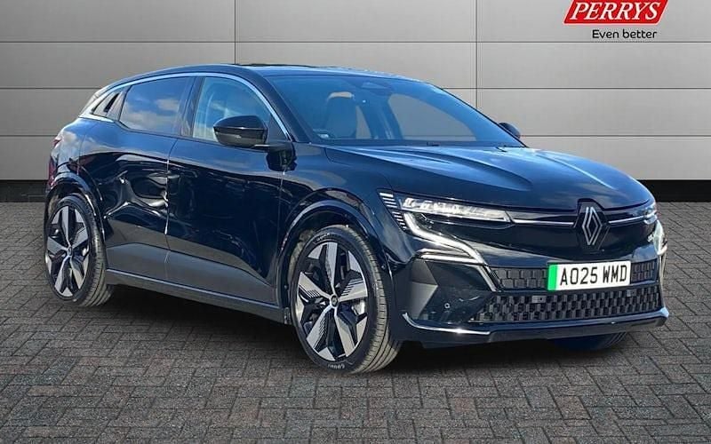 Used 2025 Renault Mégane Komfort Hatchback | £23,995 (Fair price) - Image 1/4