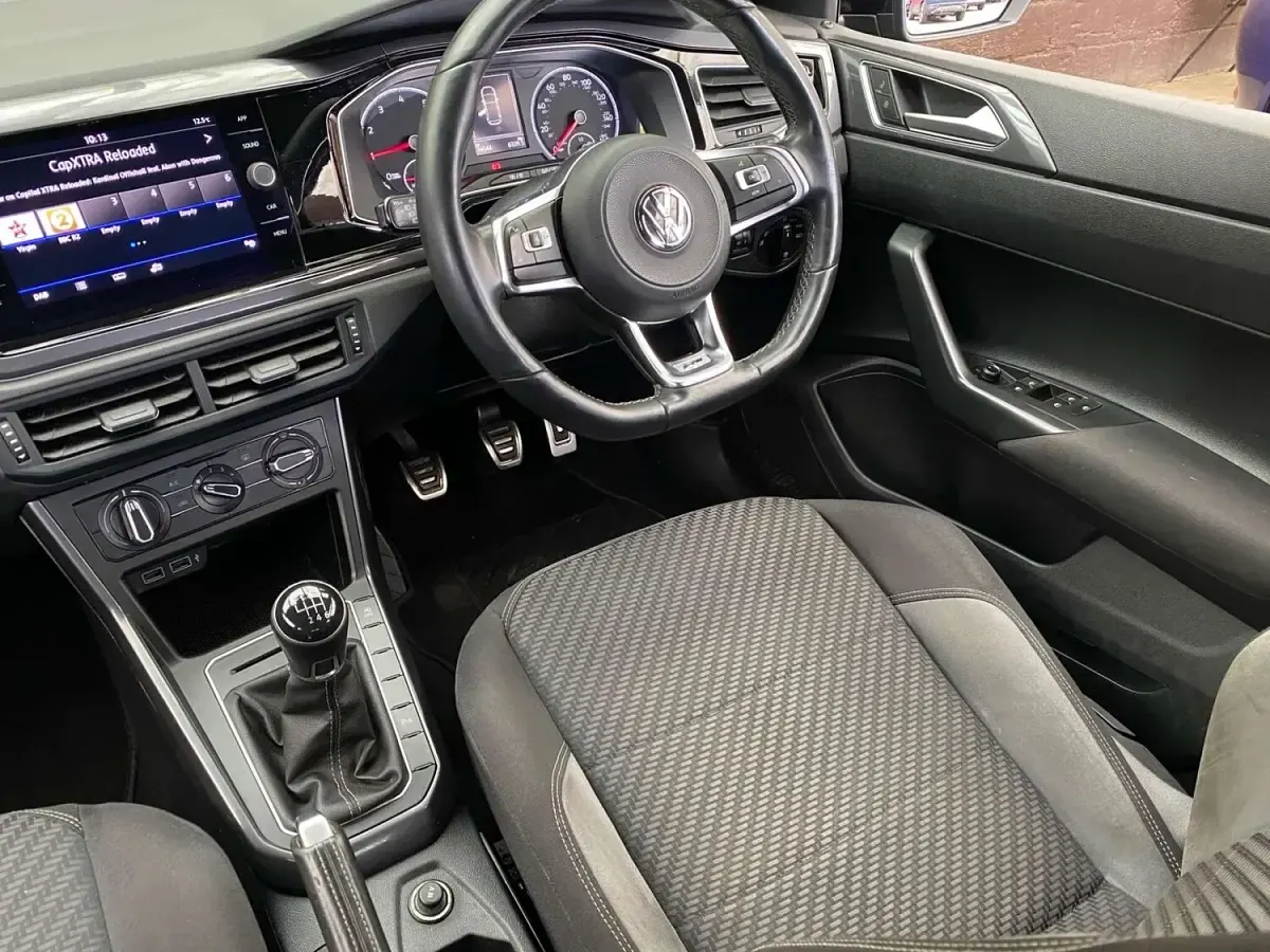 Used VW Polo R-line 115 HP (84 kW) 2018 Black Hatchback