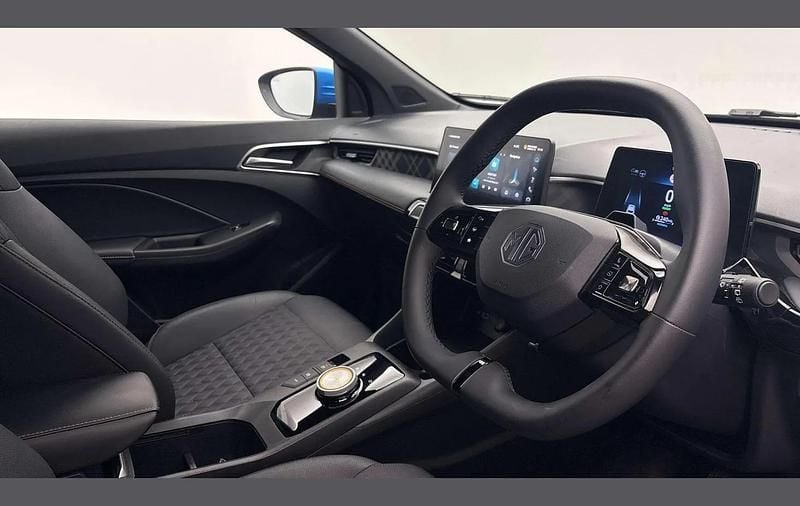 Used MG MG3 Trophy 191 HP (140 kW) 2025 Blue Hatchback