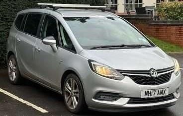 Used Vauxhall Zafira SRi 2017 Sovereign silver MPV