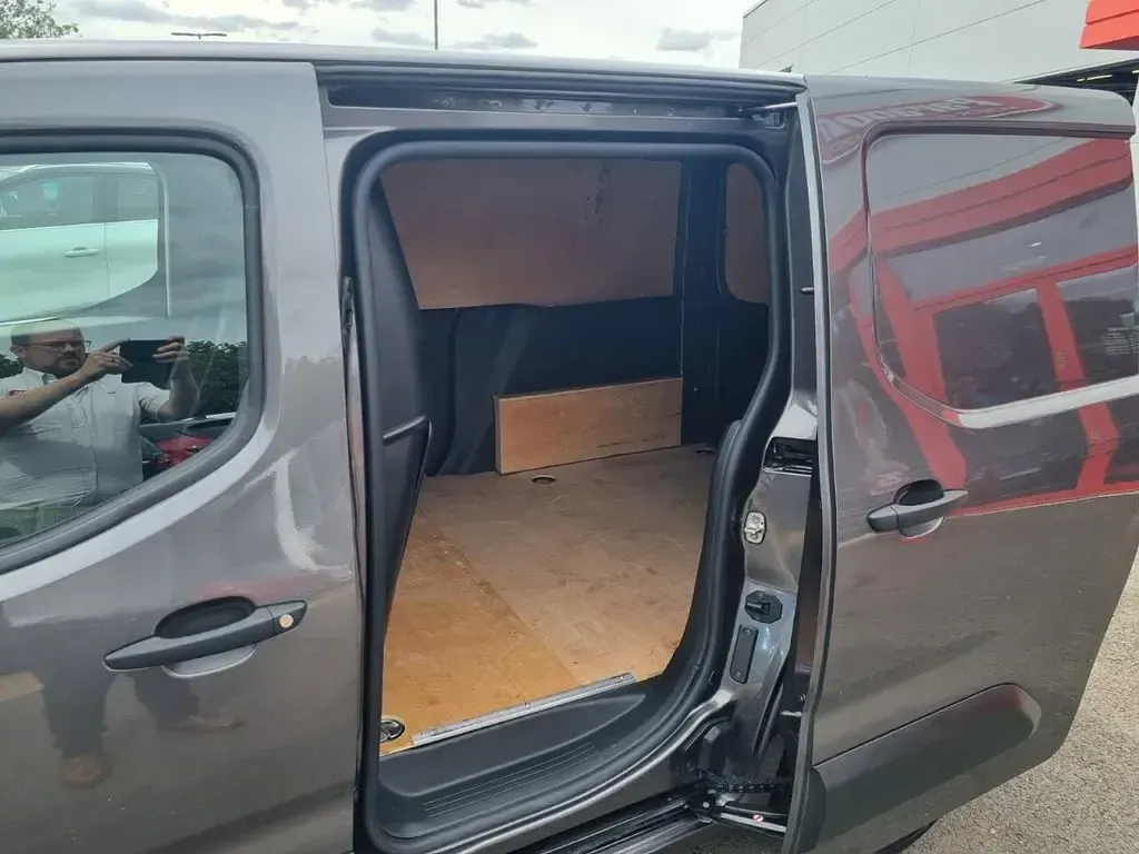 Used Citroën Berlingo 2024 Grey MPV