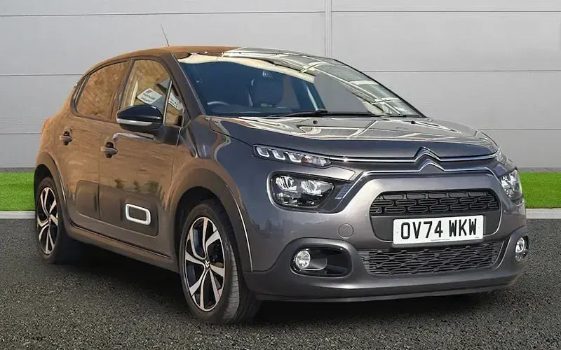Used Citroën C3 PureTech 110 HP (80 kW) 2024 Hatchback
