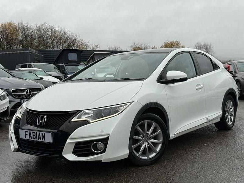 White Used 2015 Honda Civic SR Hatchback | £6,999 (A bit pricey) - Image 1/4