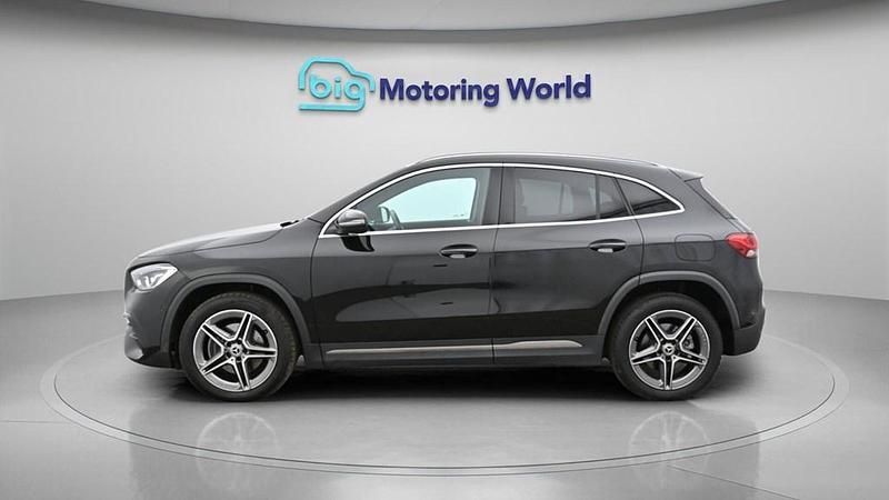 Used Mercedes GLA250 Exclusive 218 HP (160 kW) 2023 Black SUV