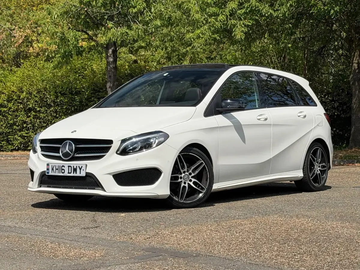 Used Mercedes B180 AMG Line Premium Plus 2025 White Hatchback