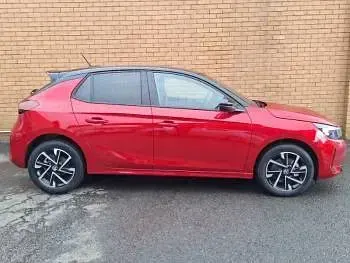 Nouă Vauxhall Corsa 100 CP (73 kW) 2026 Roșu Hatchback