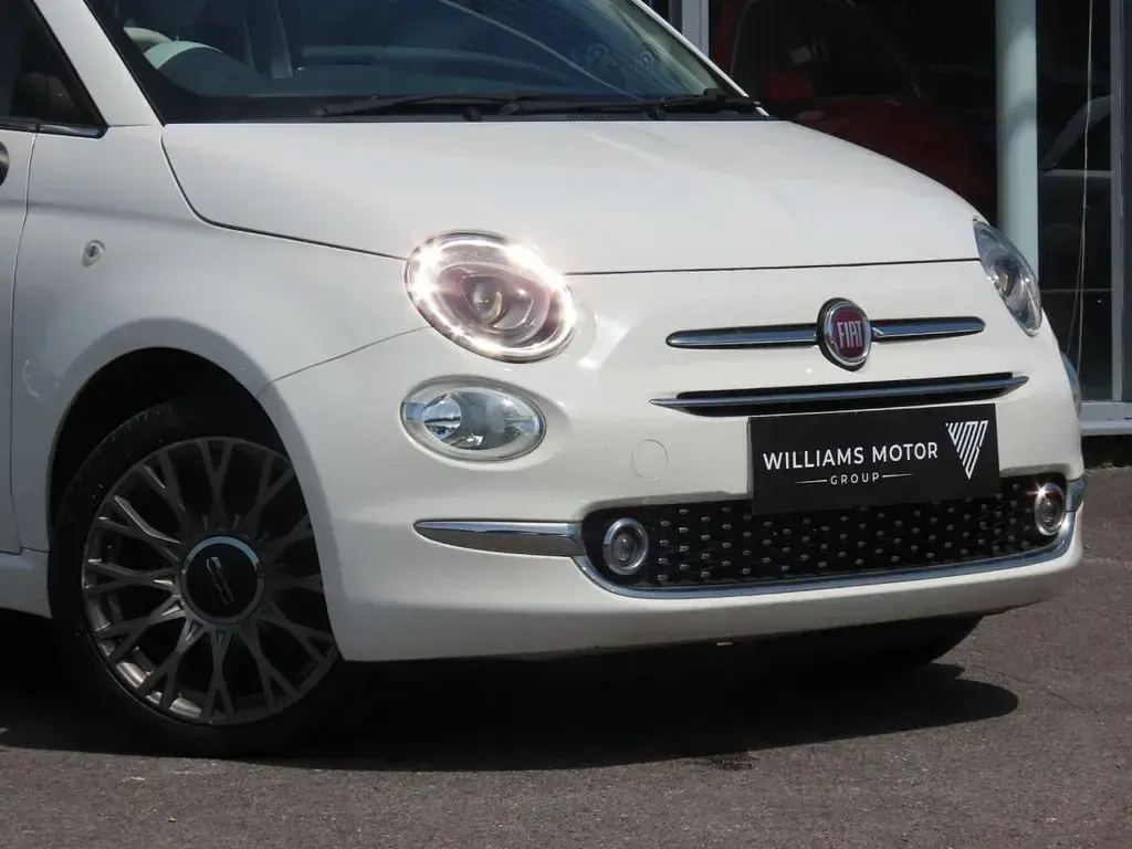 Used Fiat 500C Lounge 69 HP (50 kW) 2016 White Cabriolet