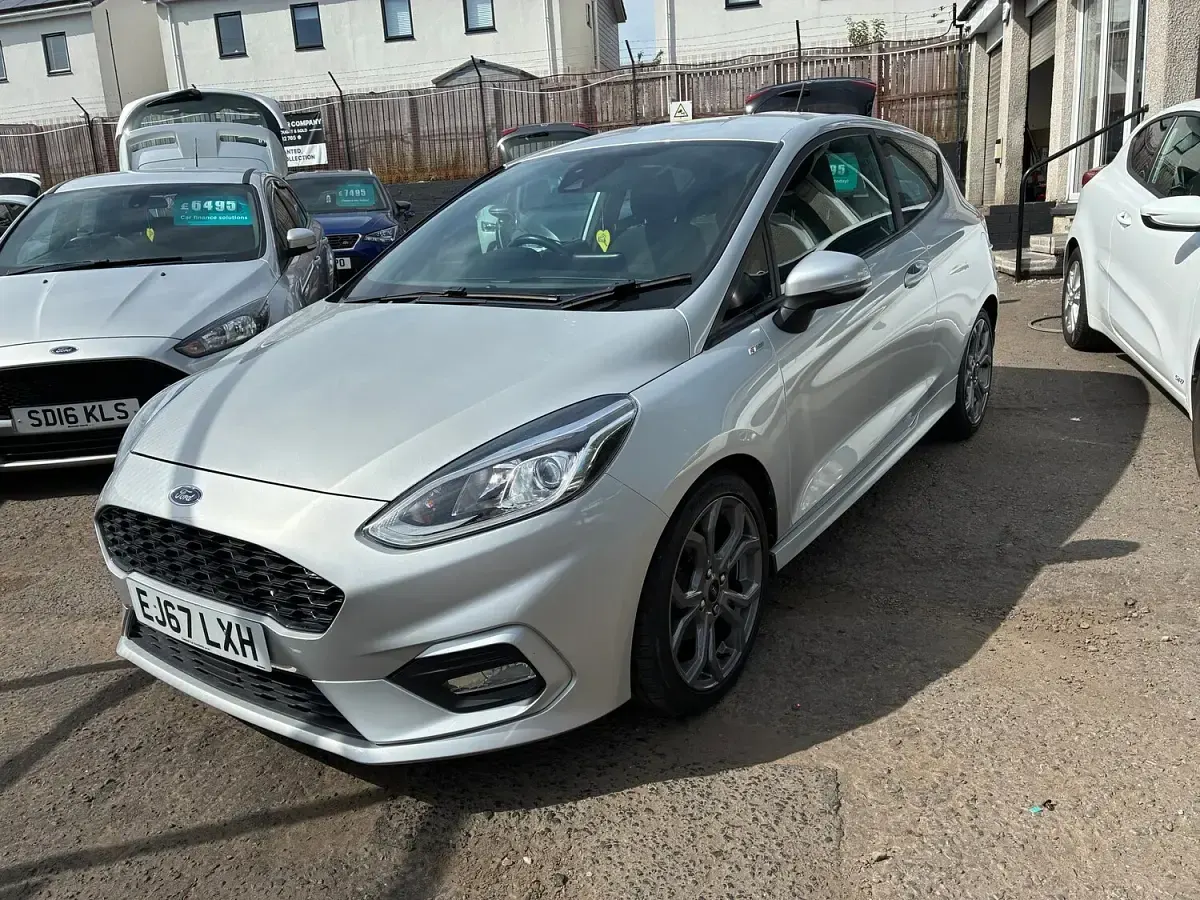 Used Ford Fiesta ST-Line 100 HP (73 kW) 2017 Silver Hatchback