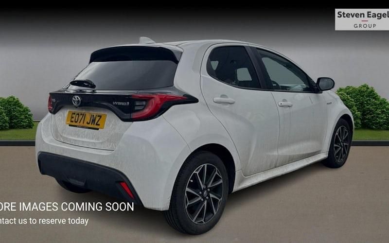 Used Toyota Yaris Hybrid Design 116 HP (85 kW) 2026 Hatchback