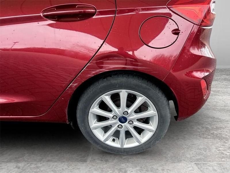 Used Ford Fiesta Titanium 100 HP (73 kW) 2018 Red Hatchback