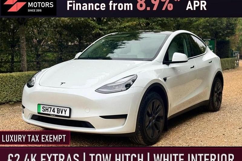 Used 2024 Tesla Model Y Long Range RWD SUV | £34,745 (Expensive) - Image 1/1
