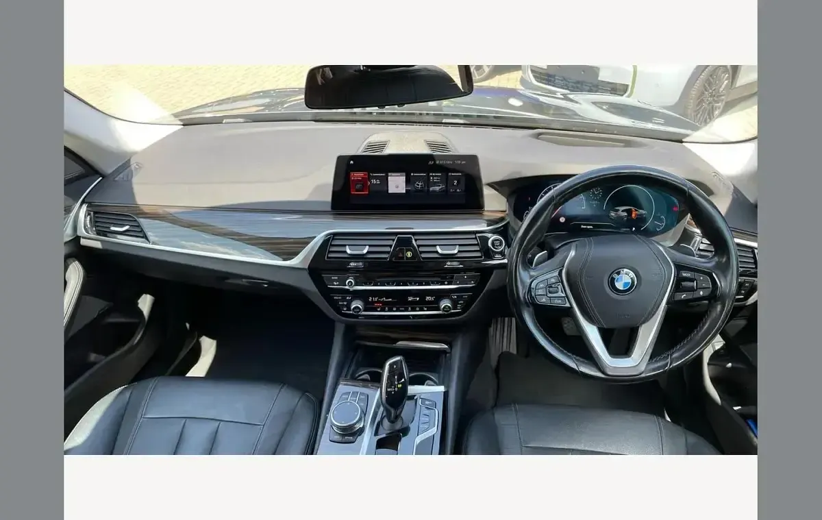 Used BMW 520 Comfort Edition 187 HP (137 kW) 2019 Grey Estate