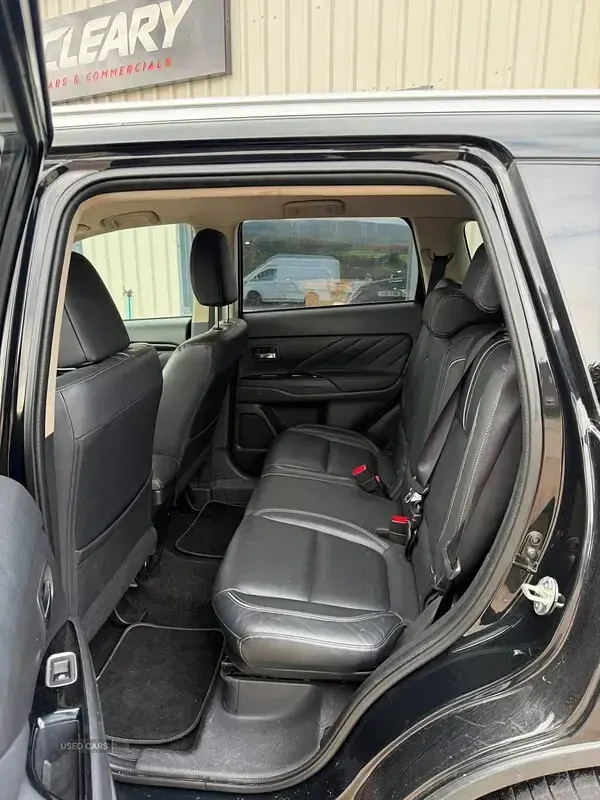 Used Mitsubishi Outlander 147 HP (108 kW) 2018 Black SUV