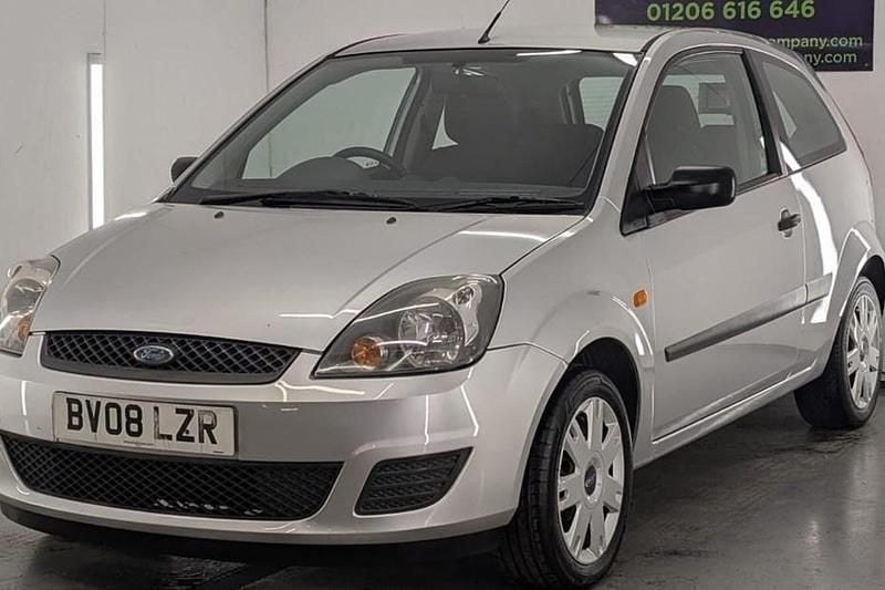 Silver Used 2008 Ford Fiesta Style Hatchback | £2,400 (Fair price) - Image 1/1