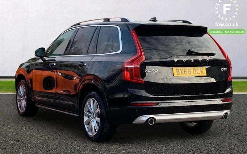 Used Volvo XC90 Momentum 235 HP (172 kW) 2018 Black SUV
