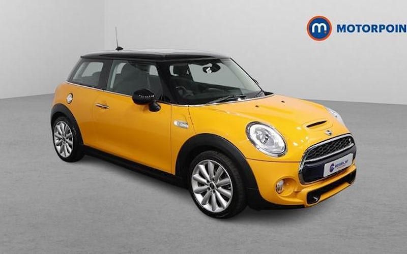 Used Mini Cooper S Hatch 192 HP (141 kW) 2017 Orange Hatchback