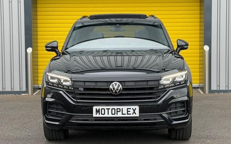 Used VW Touareg Black Edition 231 HP (169 kW) 2022 Black SUV