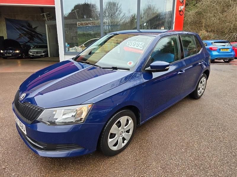 Used Skoda Fabia 60 HP (44 kW) 2017 Blue Hatchback