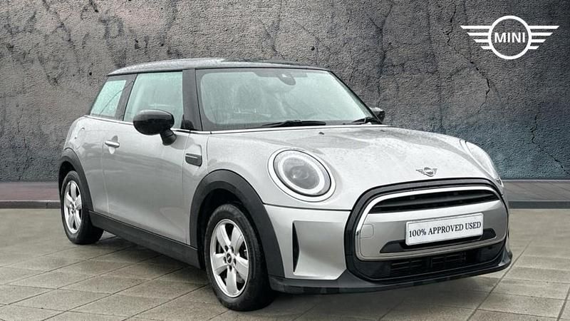 Used Mini Cooper Classic 134 HP (98 kW) 2023 Silver Hatchback