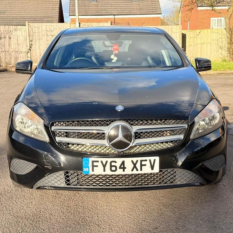 Used Mercedes A180 109 HP (80 kW) 2014 Black Hatchback