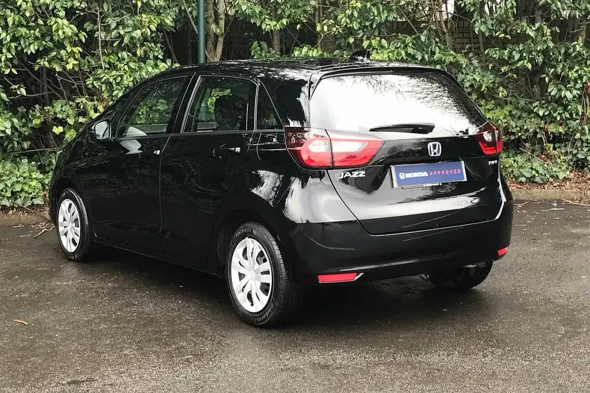 Gebraucht Honda Jazz Hybrid 109 PS (80 kW) 2023 Schwarz Kleinwagen