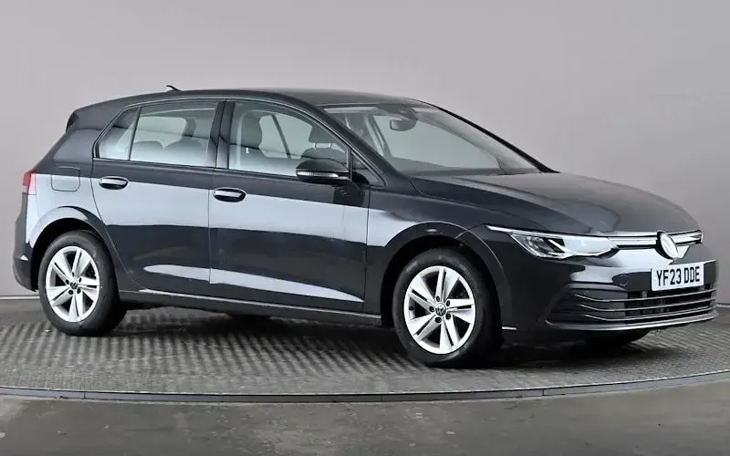 Usado VW Golf VIII Life 131 HP (96 kW) 2023 Citadino