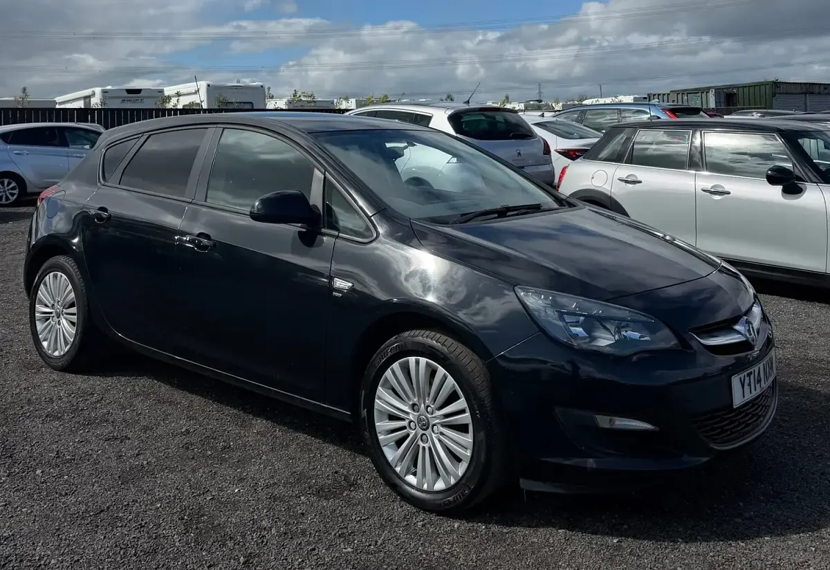 Used Vauxhall Astra 2014 Black Hatchback