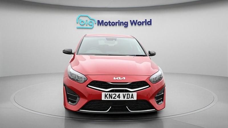 Used Kia ProCeed GT-Line 158 HP (116 kW) 2024 Red Estate