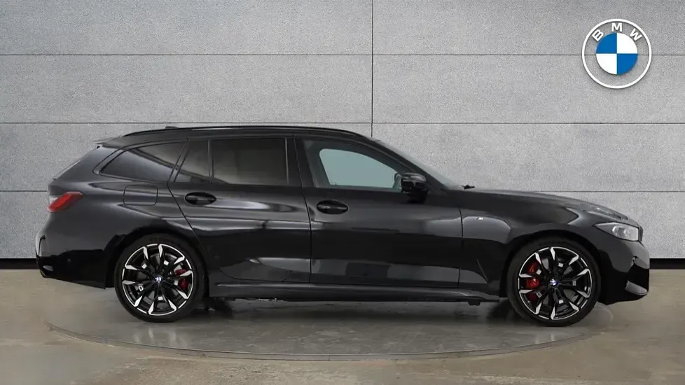 Used BMW 330 M Sport 288 HP (211 kW) 2026 Black Estate