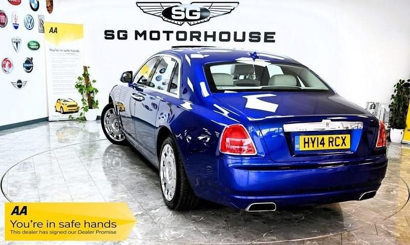 Used Rolls Royce Ghost 563 HP (414 kW) 2014 Blue Sedan