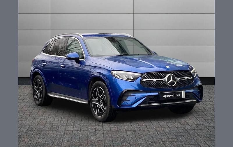 Used Mercedes GLC300e AMG line 254 HP (186 kW) 2025 Blue SUV