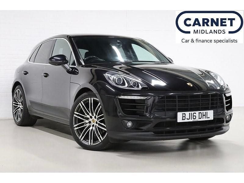 Black Used 2016 Porsche Macan S SUV | £20,290 (Good price) - Image 1/3