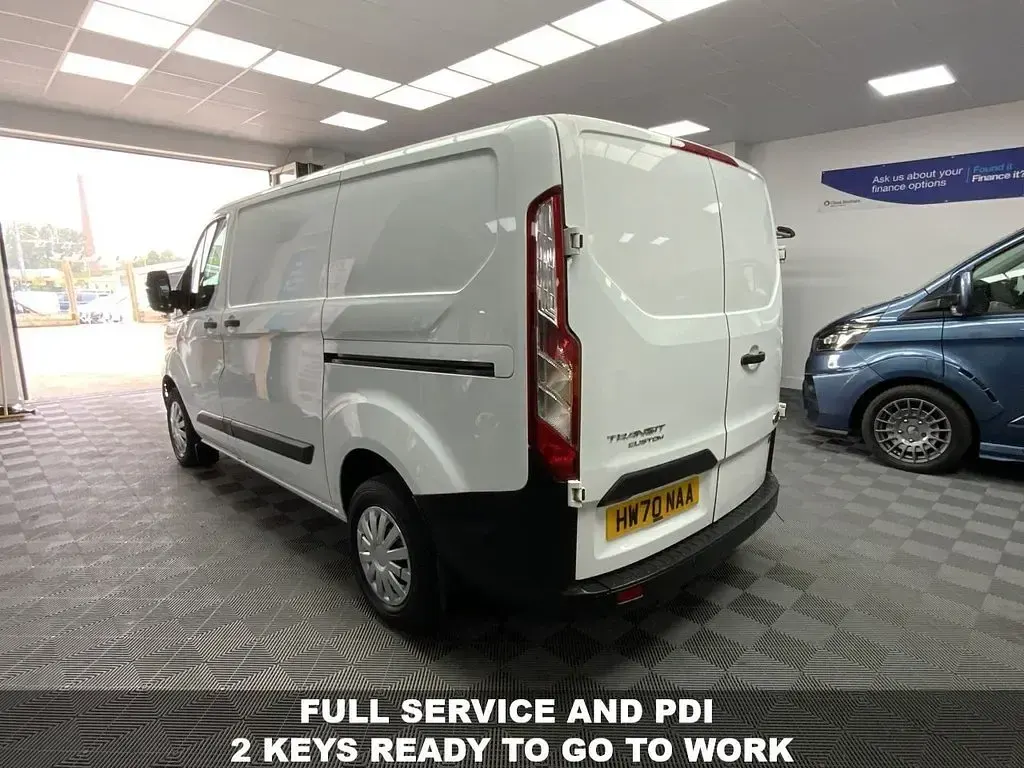 Used Ford Transit Custom 130 HP (95 kW) 2020 White Van