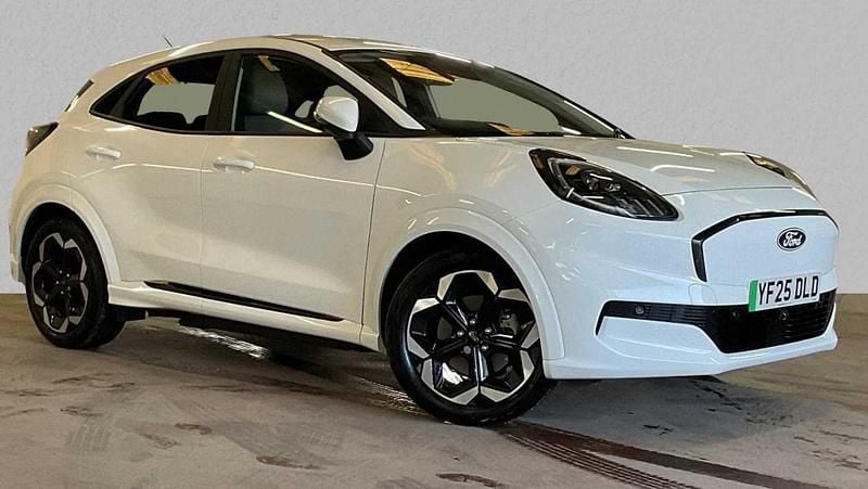White Used 2025 Ford Puma Gen-E Premium Hatchback | £26,050 - Image 1/4