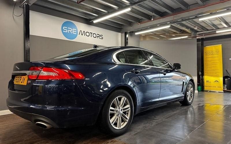 Used Jaguar XF Luxury 241 HP (177 kW) 2014 Sedan