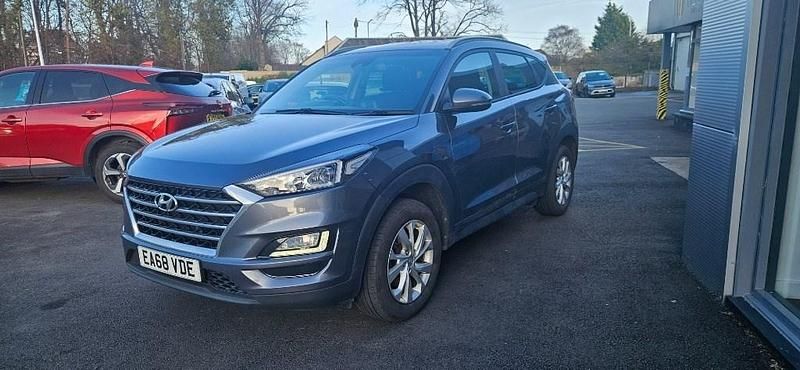 Used Hyundai Tucson SE 132 HP (97 kW) 2018 Grey SUV