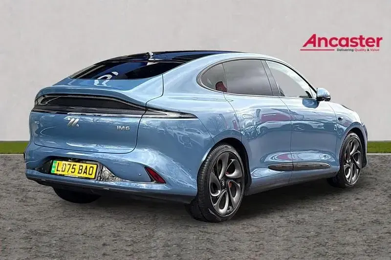 Used MG IM6 553 kW (752 HP) 2025 Blue SUV