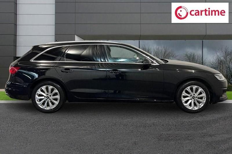 Used Audi A4 Comfort 163 HP (119 kW) 2023 Black Estate