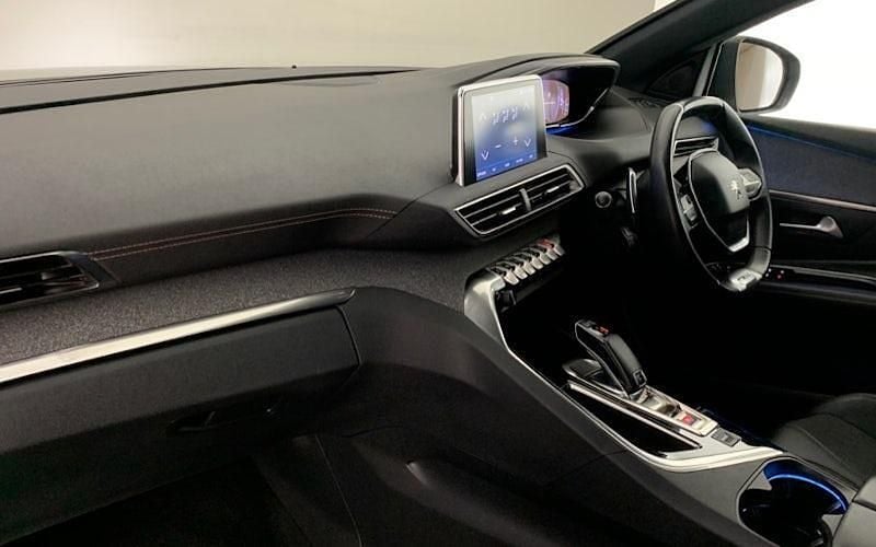 Used Peugeot 3008 GT-line 131 HP (96 kW) 2020 Estate